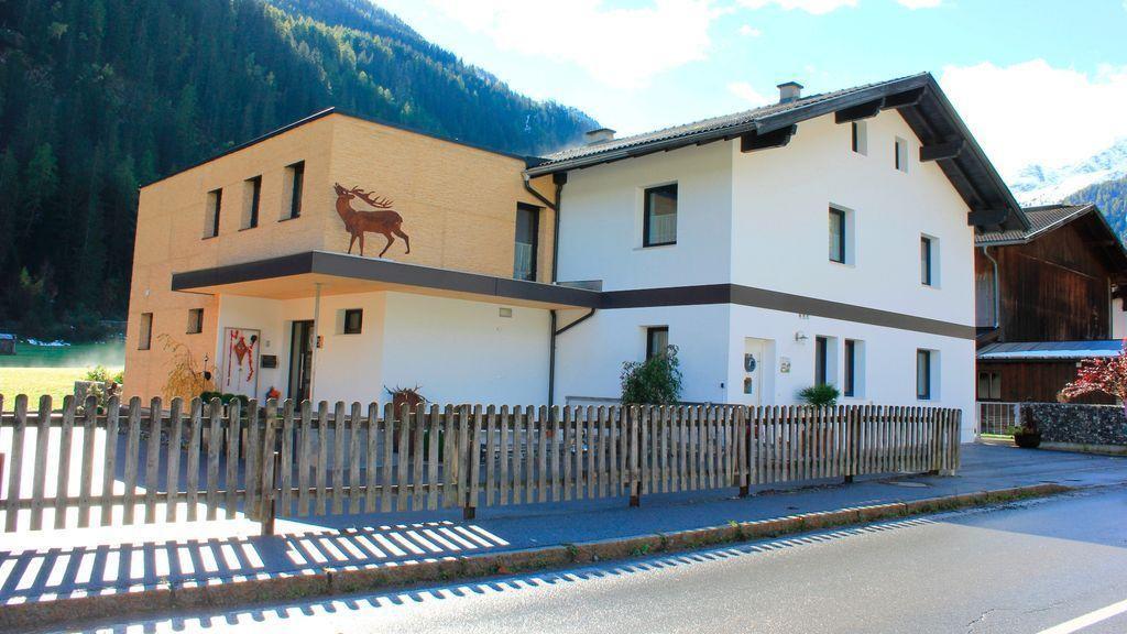Haus Alpenglueck Leilighet Kaunertal Eksteriør bilde